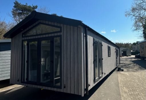 CASA MÓVIL PRESTIGE LOGIC SHADOW 2 DORMITORIOS (11 X 4 M)